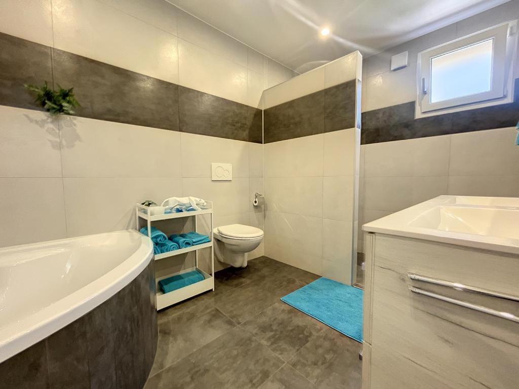 Appartement Moderne Avec Terrasse Et Piscine A Chatel Sur Bex ภายนอก รูปภาพ