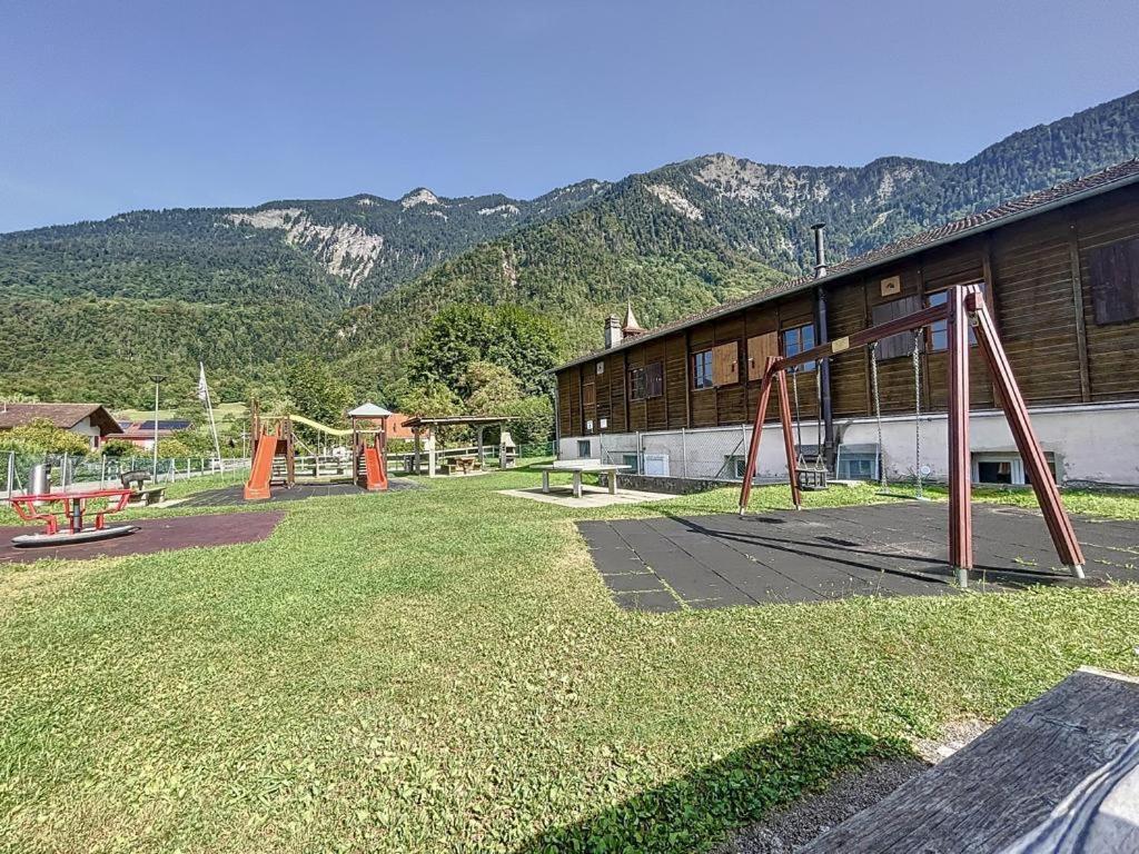 Appartement Moderne Avec Terrasse Et Piscine A Chatel Sur Bex ภายนอก รูปภาพ