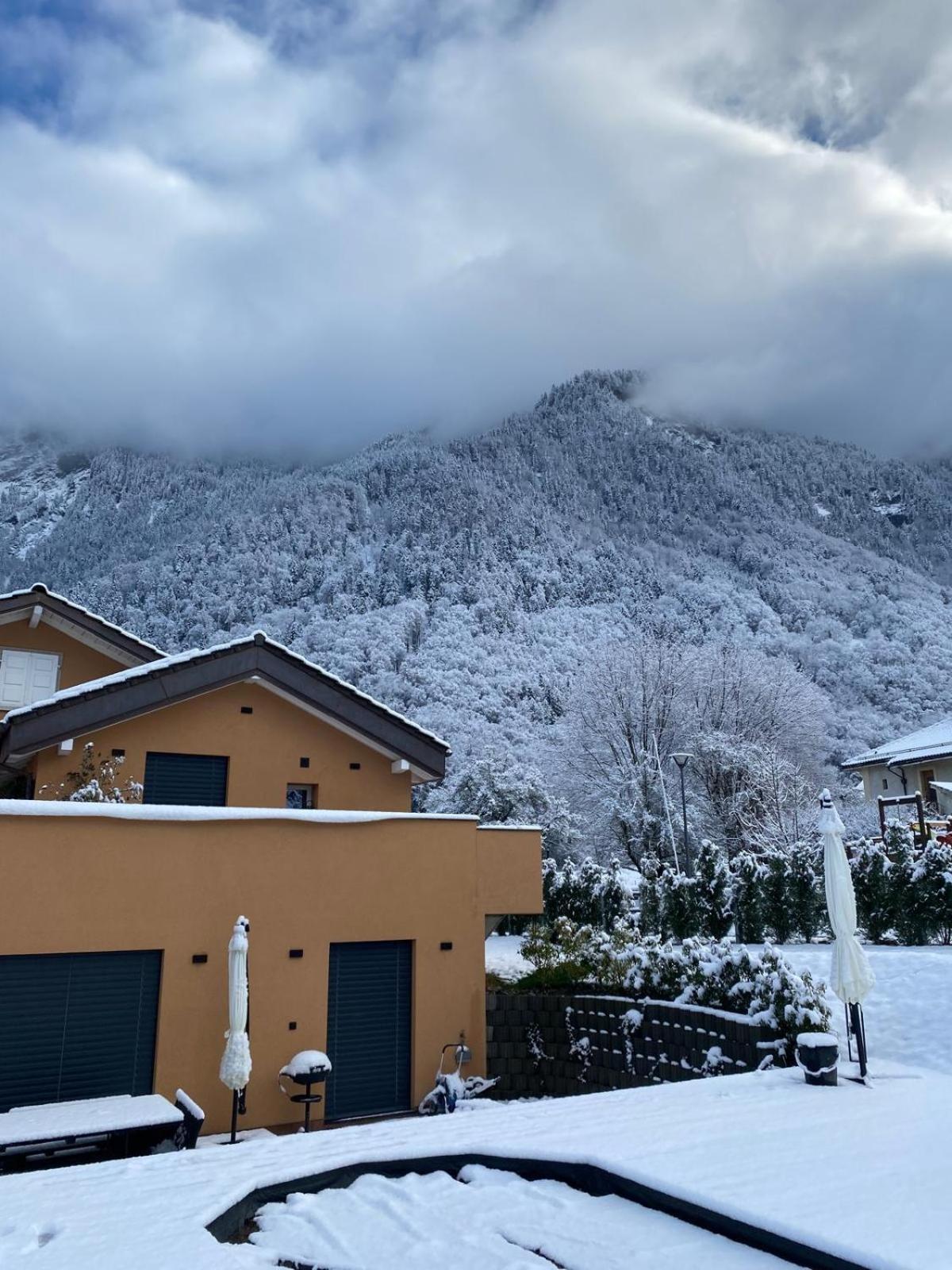 Appartement Moderne Avec Terrasse Et Piscine A Chatel Sur Bex ภายนอก รูปภาพ
